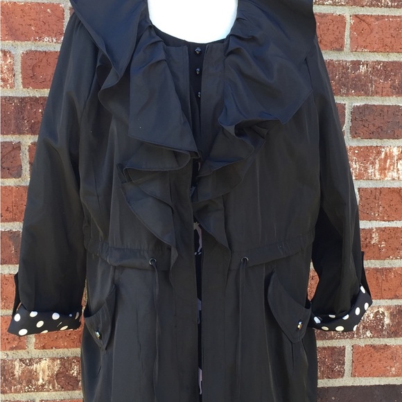 Ruffled Jacket - Picture 2 of 5